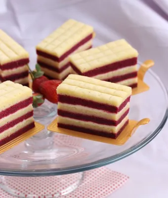 Tegral Satin Creme Cake Vanilla